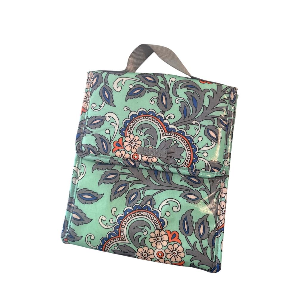 Vera Bradley Lunch Bunch bag in the "Fan Flowers"